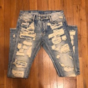 MNML Distressed Jeans